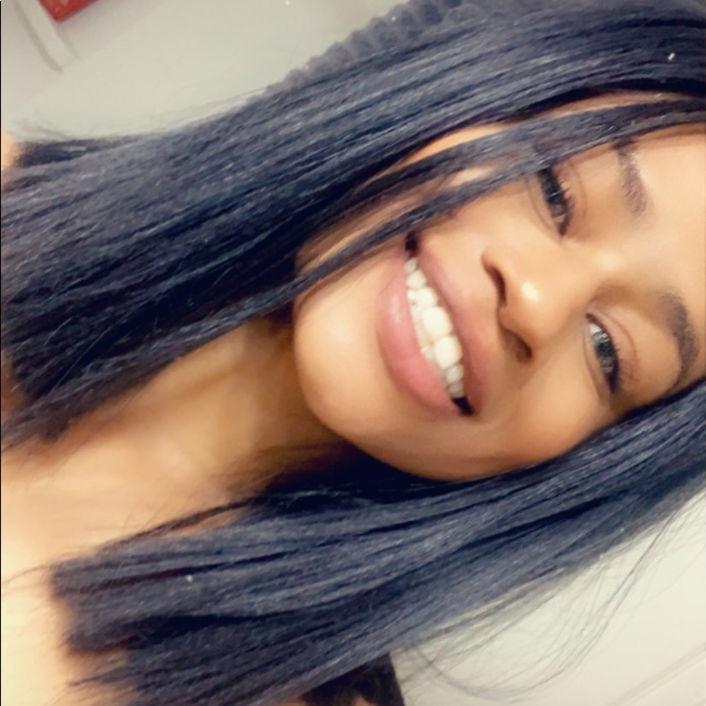 Meet your Posher, Rissa